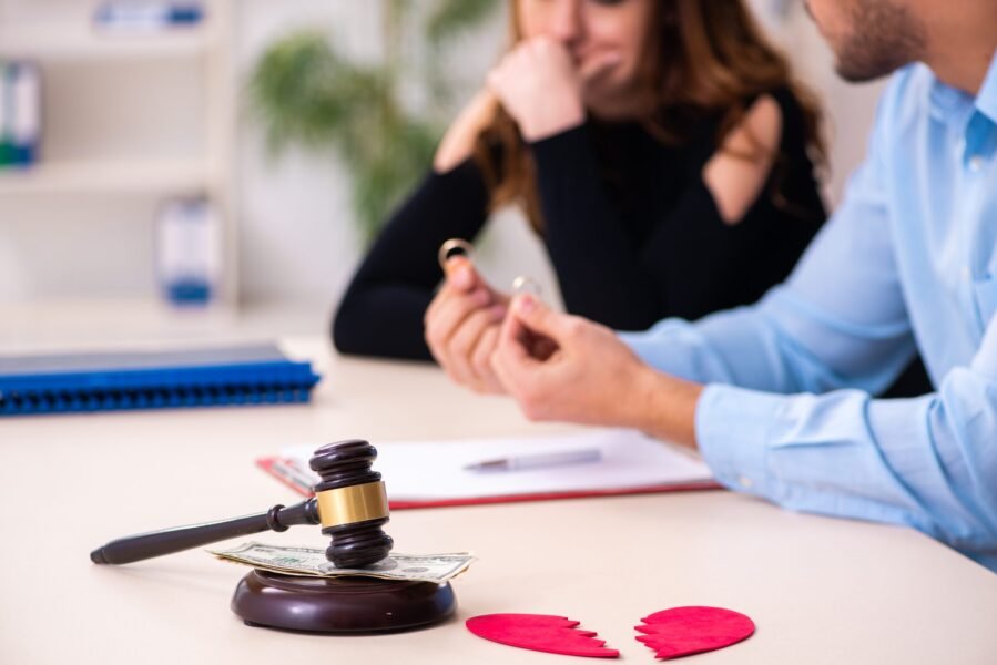Top Mistakes to Avoid During a Divorce Case